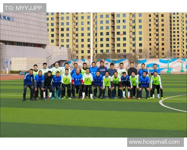 赛后分析:广州足球队与西安足球队个人能力对比与表现评估 赛后分析:广州足球队与西安足球队个人能力对比与表现评估